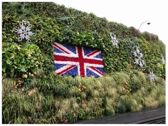 Tường cây ở trung tâm thương mại Westfield