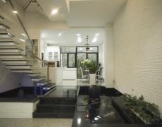 Những điều cần tránh khi thi công hồ cá Koi trong nhà